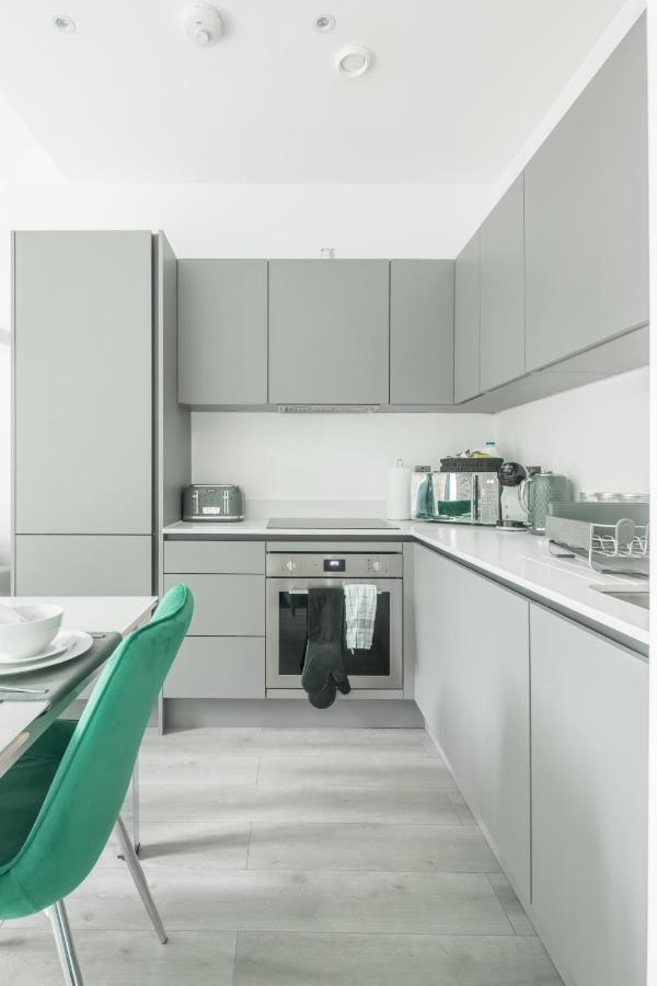 מילטון קינס Elegant Apartment מראה חיצוני תמונה